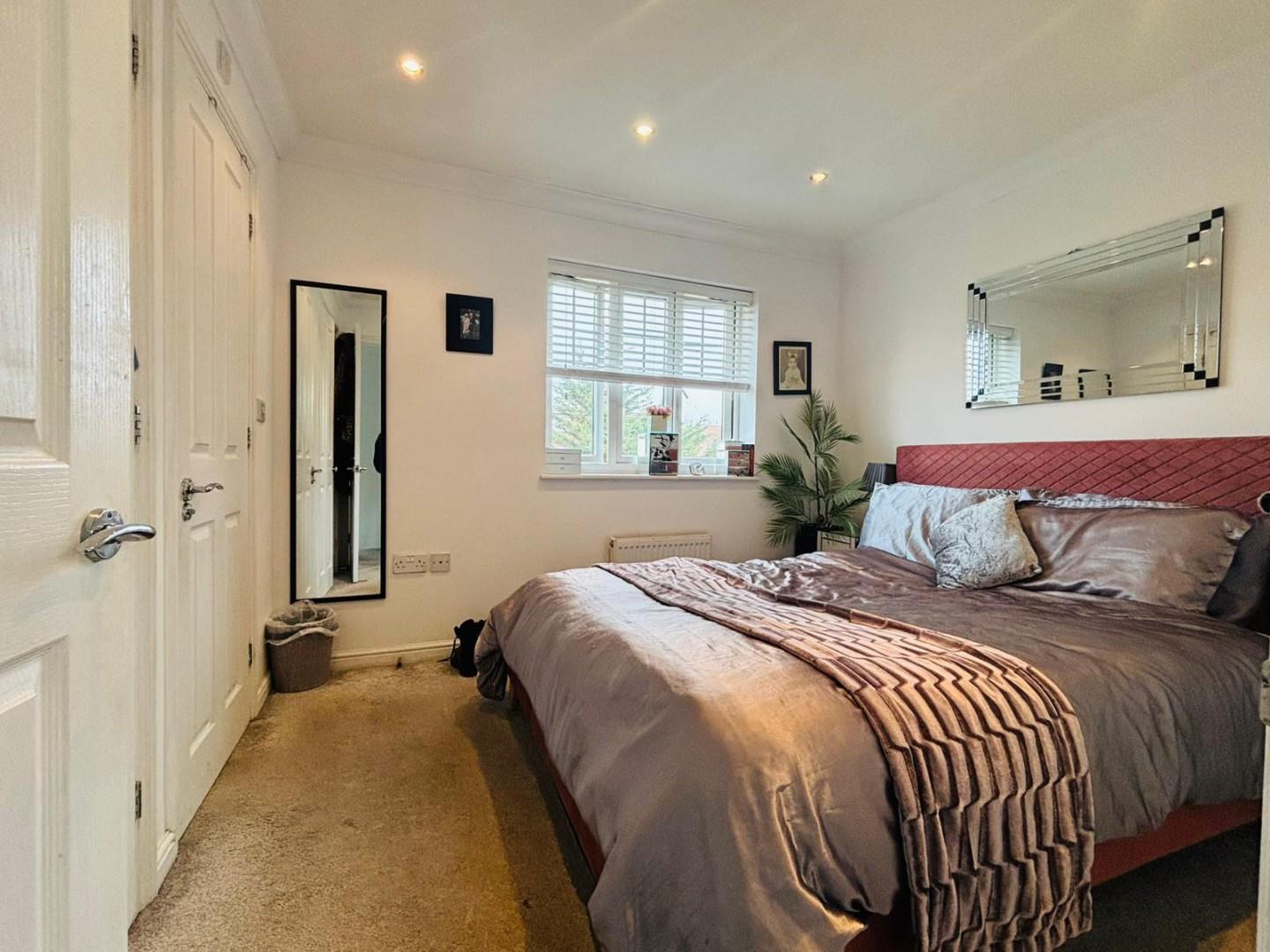Tithe Close, Mill Hill, NW7, London